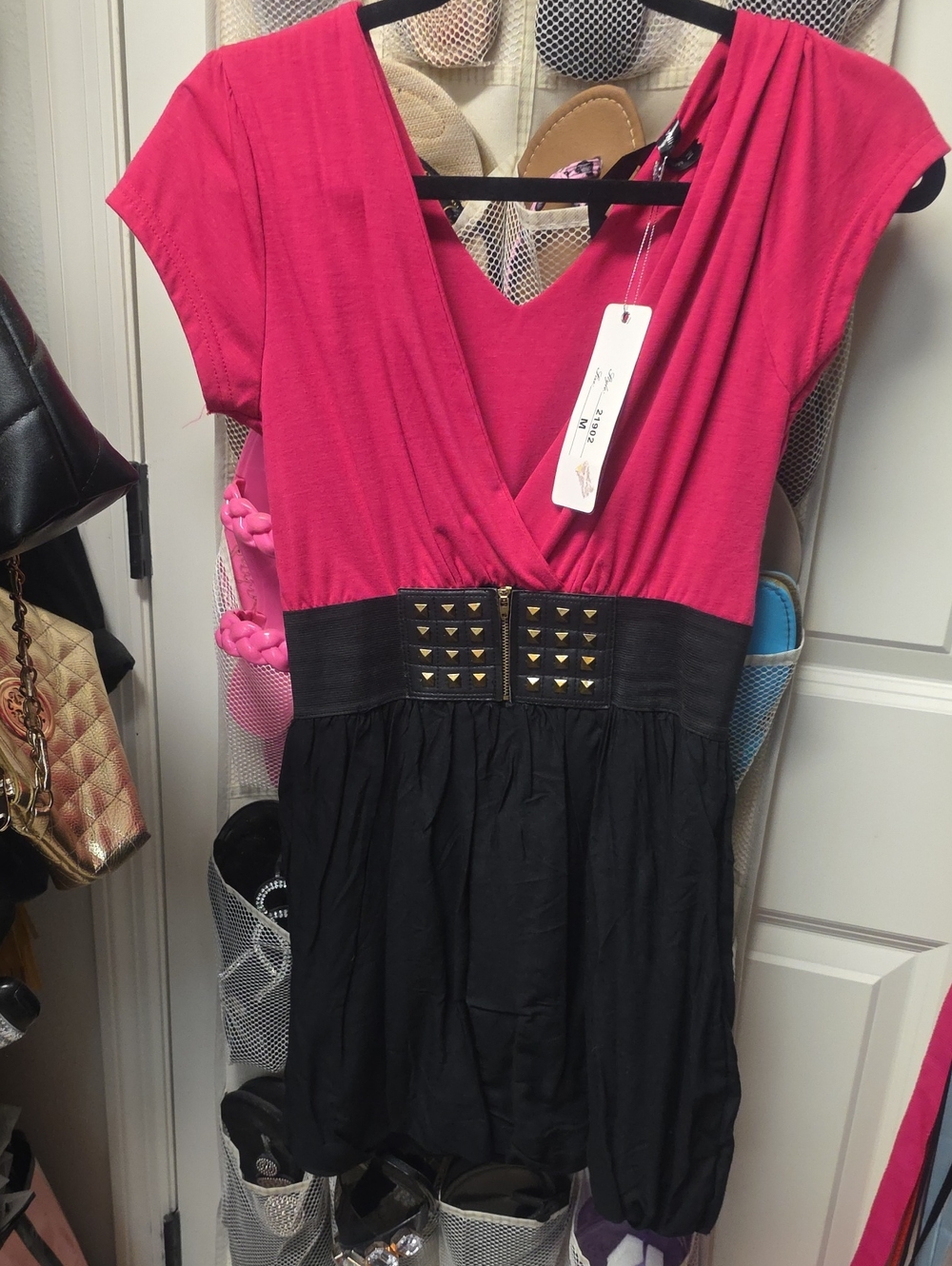 Women's Pink & Black V-Neck Stud-Waist Mini Dress